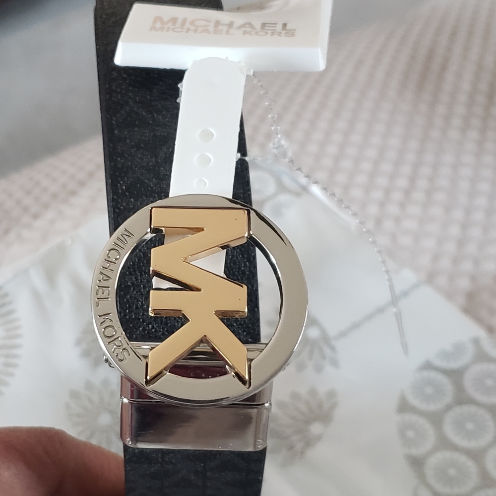 @Michael kors ladies reversible belt